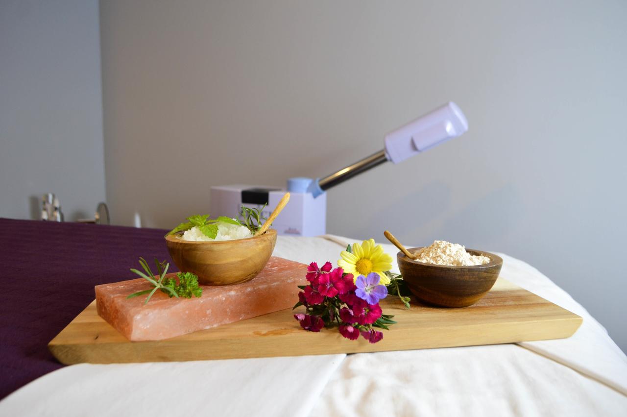 D. Hotel Suites & Spa Холиок Экстерьер фото