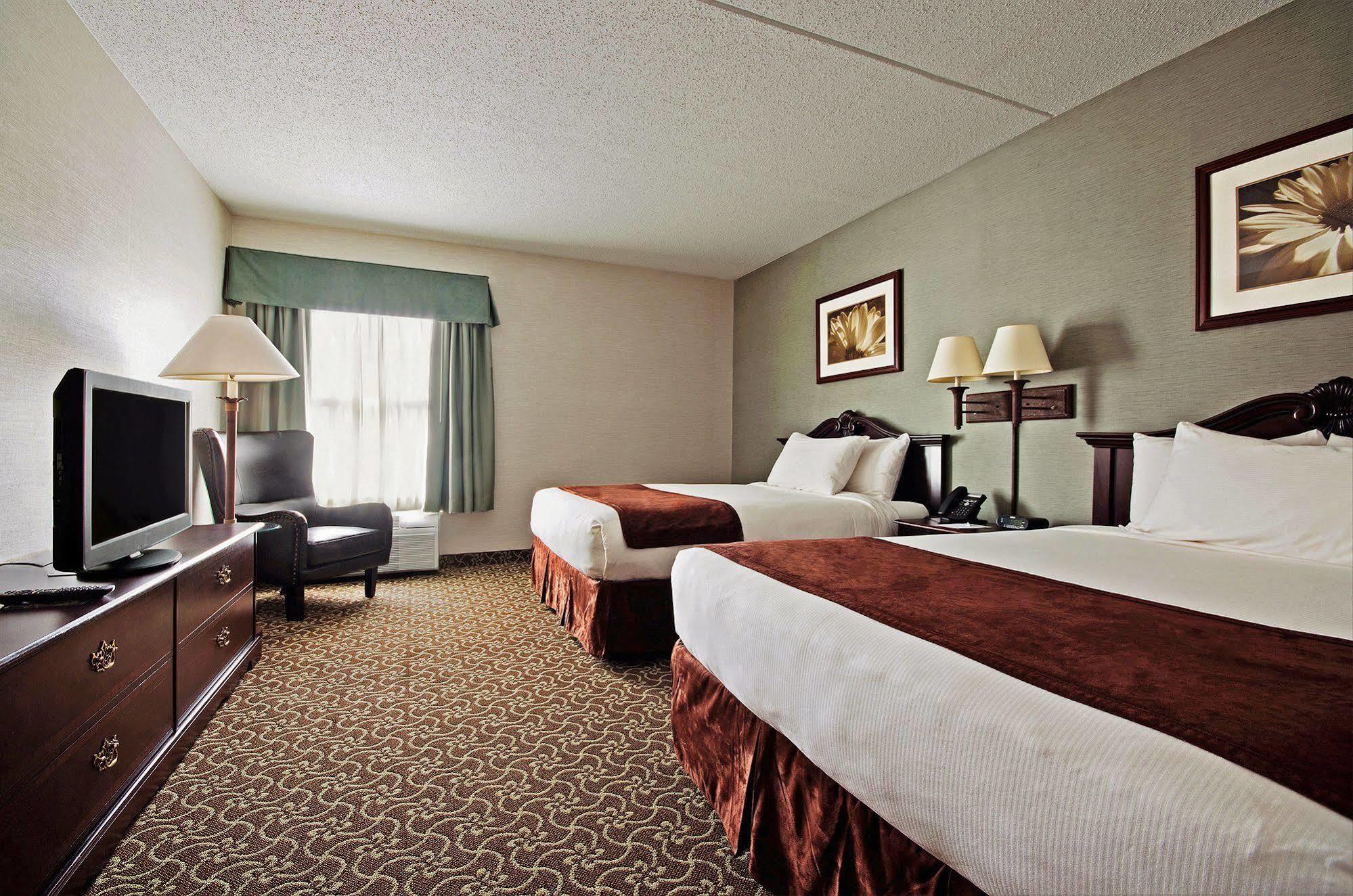 D. Hotel Suites & Spa Холиок Экстерьер фото