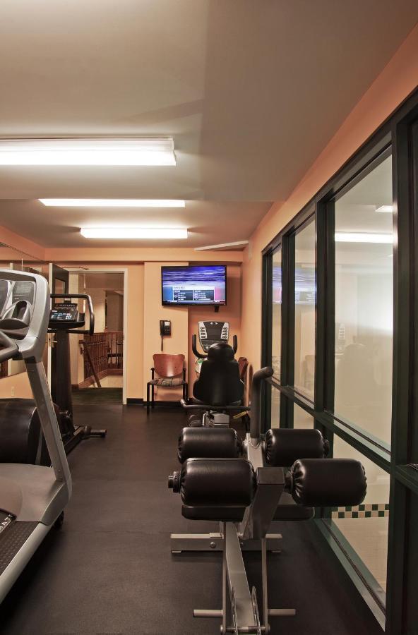D. Hotel Suites & Spa Холиок Экстерьер фото